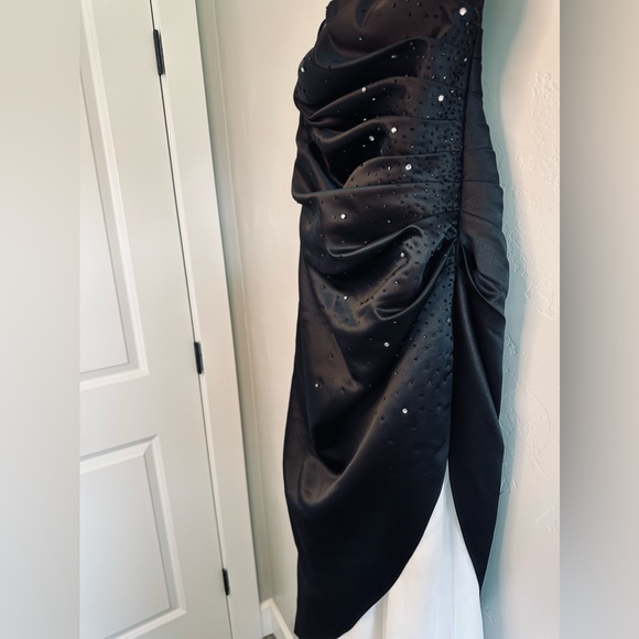 Nordstrom Formal Strapless Dress Black White Satin Gown With Tool SZ 13/14 NEW - Picture 5 of 16